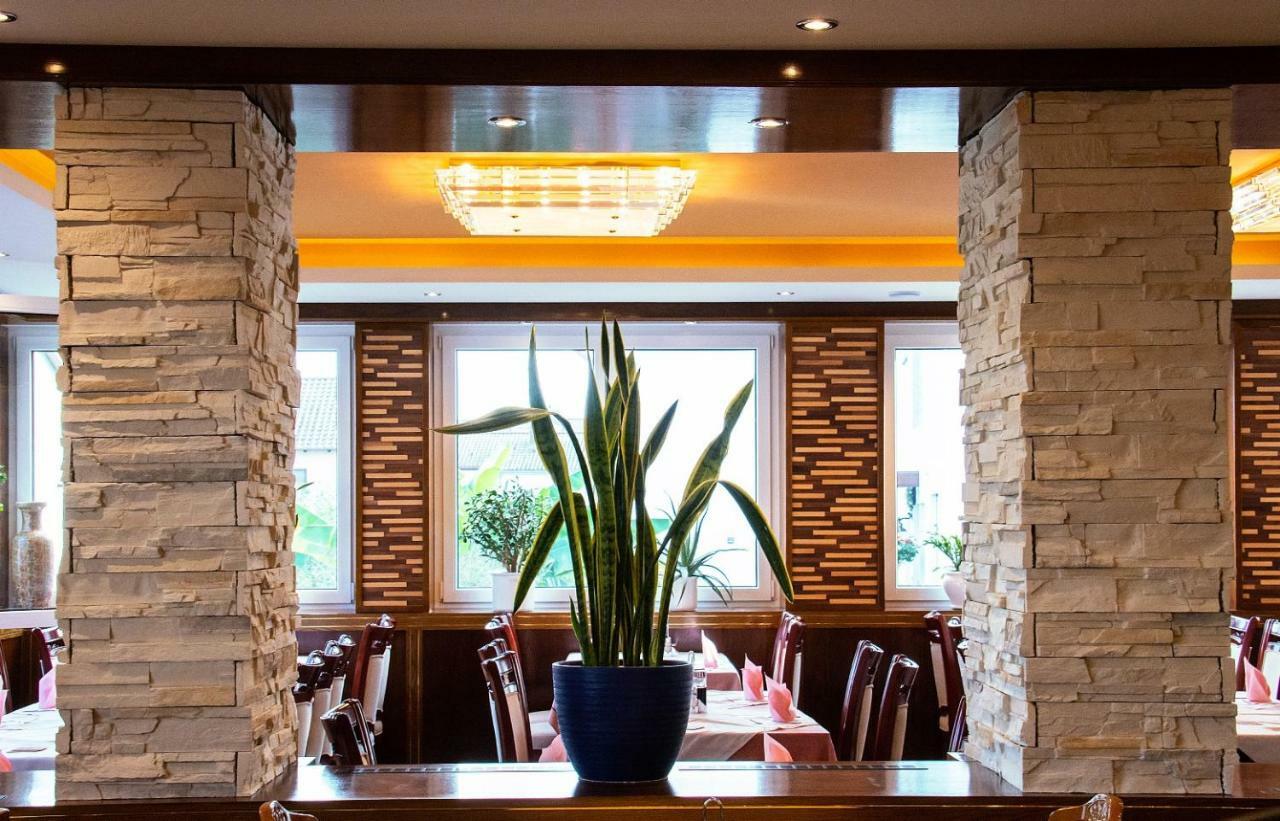Hotel Gaststaette Lin Garden Untergruppenbach Zewnętrze zdjęcie