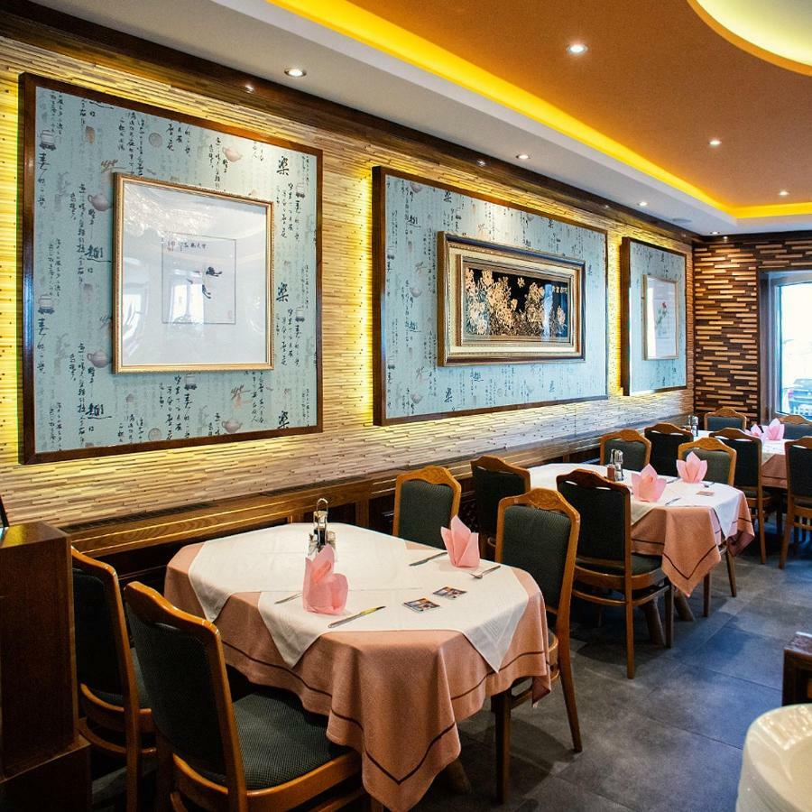 Hotel Gaststaette Lin Garden Untergruppenbach Zewnętrze zdjęcie