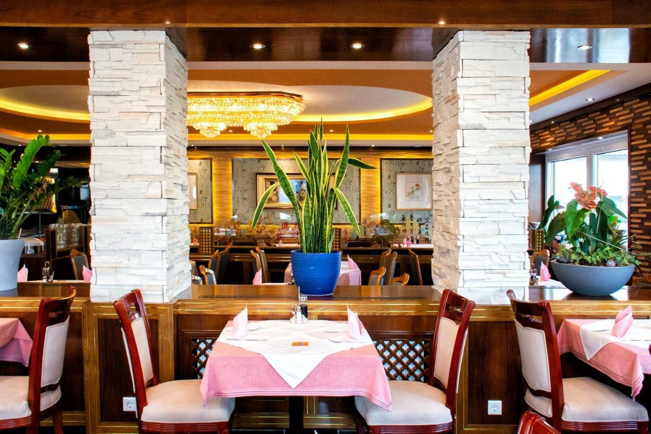 Hotel Gaststaette Lin Garden Untergruppenbach Zewnętrze zdjęcie