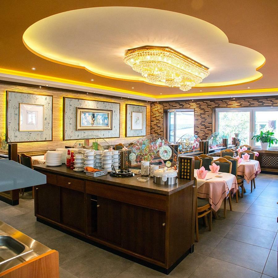 Hotel Gaststaette Lin Garden Untergruppenbach Zewnętrze zdjęcie