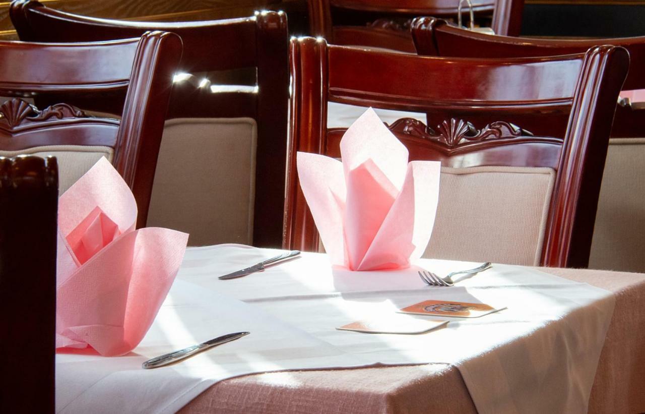 Hotel Gaststaette Lin Garden Untergruppenbach Zewnętrze zdjęcie