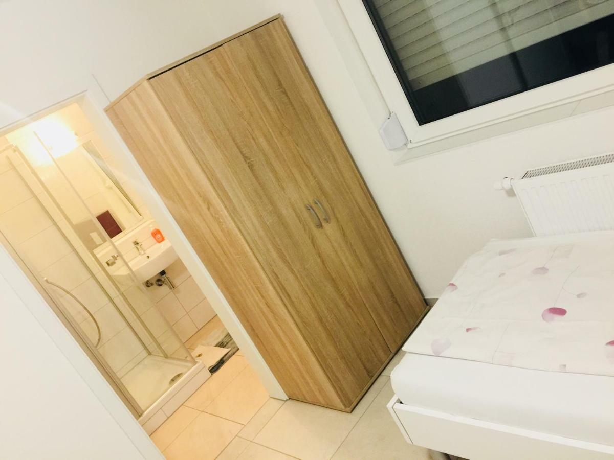 Hotel Gaststaette Lin Garden Untergruppenbach Zewnętrze zdjęcie